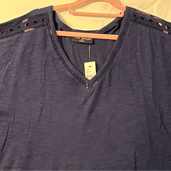 Women's Navy V-Neck Top - Picture 3 of 5